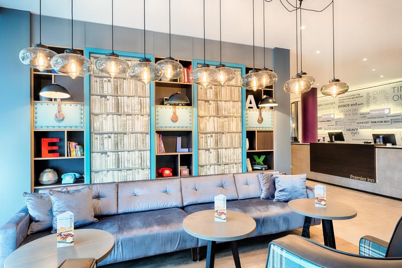 Premier Inn Stuttgart Bad Cannstatt Extérieur photo